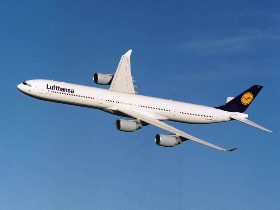 You are currently viewing Lufthansa kappt Angebot: Ukraine-Russland-Konflikt führt zu Flugstreichungen