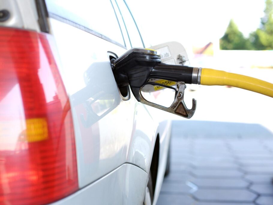 You are currently viewing Tanken bald billiger: So viel Rabatt gibt es jetzt auf Benzin, Diesel und Gas