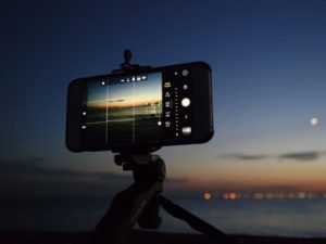 Read more about the article Handys vernichten Digitalkameras – selbst DSLRs 2024 überholt